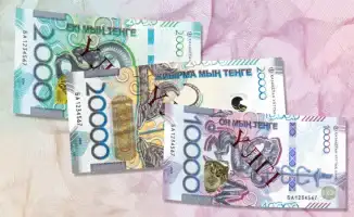 Председатель Нацбанка Тимур Сулейменов прокомментировал критику казахстанцев по поводу частых обновлений дизайна тенге. Он объяснил, что редизайн банкнот является необходимым шагом для обеспечения безопасности и актуальности валюты.