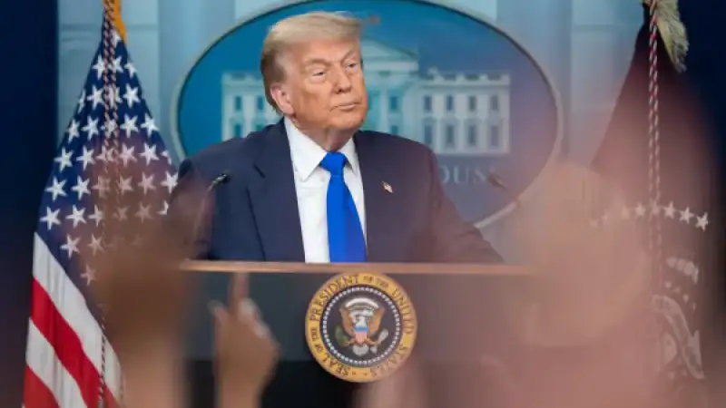 Трамп ставит на китайские товары: 100% пошлины с 1 ноября Атырау