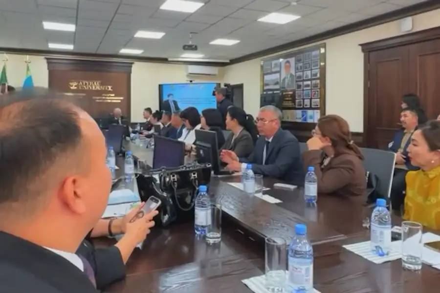 Конференция в Атырау собрала 200 педагогов, укрепив связи и обмен опытом в честь 95-летия просветителя Кусиына Айткалиева Атырау