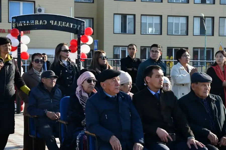 В Атырауской области открыты Парки учителя, символизирующие уважение и признание к педагогам Атырау