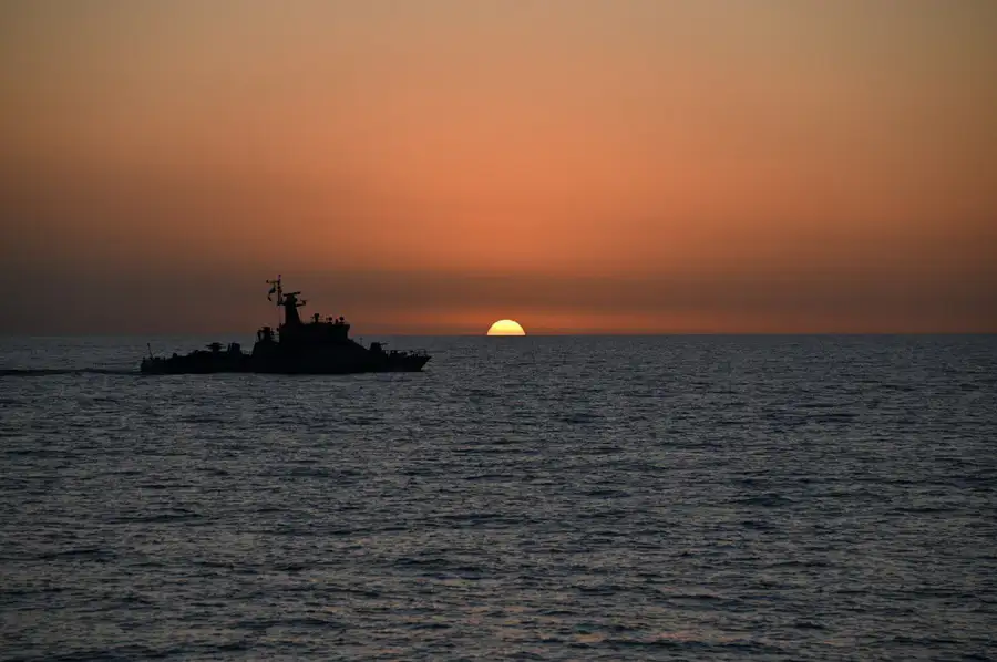 Учения ВМС Казахстана в Каспийском море: десятидневный сбор-поход на расстоянии 80 морских миль от берега Атырау