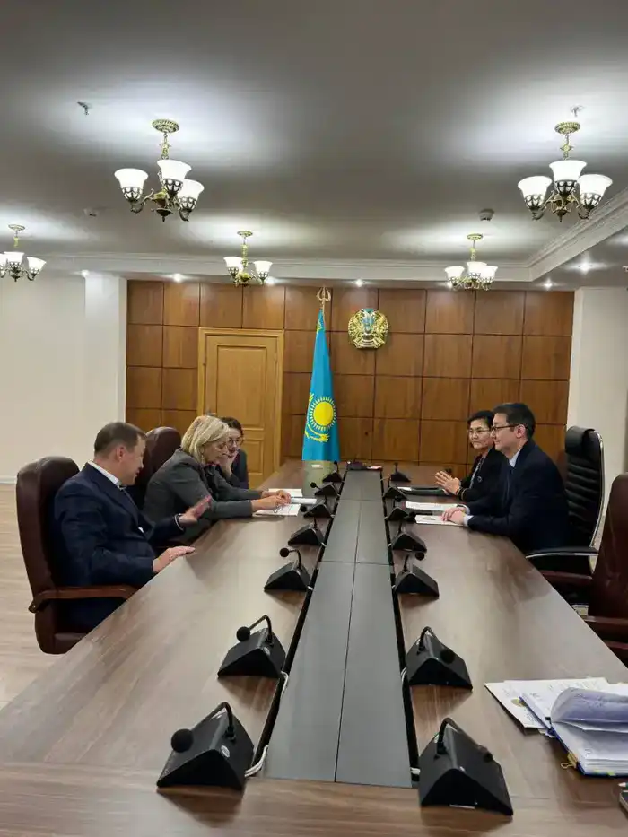 КАЗАХСТАН И ЮНИСЕФ РАЗВИВАЮТ СИСТЕМУ ПОДДЕРЖКИ СЕМЕЙ С ДЕТЬМИ РАННЕГО ВОЗРАСТА (3)