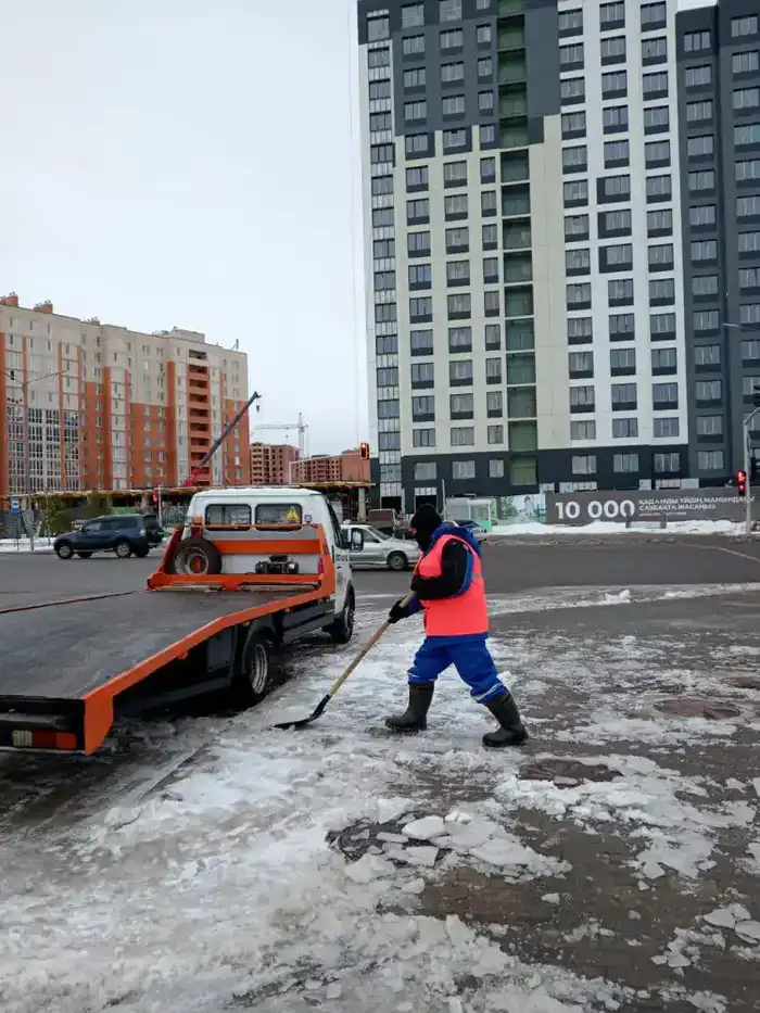 3000 дорожных рабочих: снег не устоит перед нами! Атырау