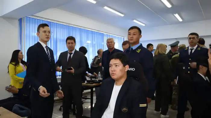 В Академии гражданской авиации прошла сессия по развитию беспилотной авиации в Казахстане Атырау