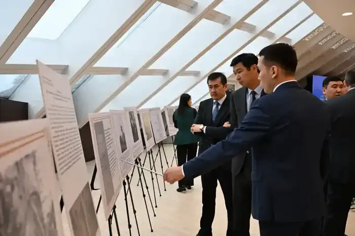 Более 7000 ценных документов было собрано и введено в научный оборот в рамках проекта «Архив-2025» (8)