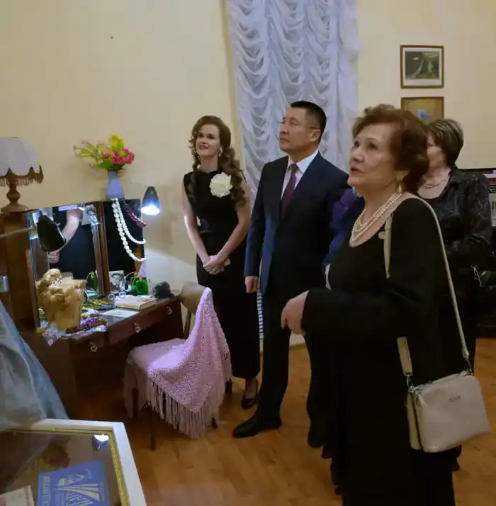 Павлодарский областной театр драмы имени А.П. Чехова отмечает 80-летие Атырау