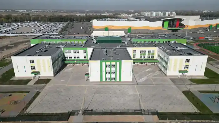 Новые школьные места в Медеуском районе Алматы Атырау