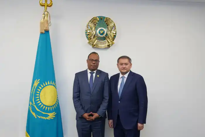 Министр науки и высшего образования РК обсудил сотрудничество с Университетом Мердок (4)