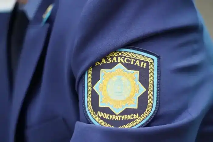 Алкоголь и вандализм: остановки под ударом в Астане Атырау