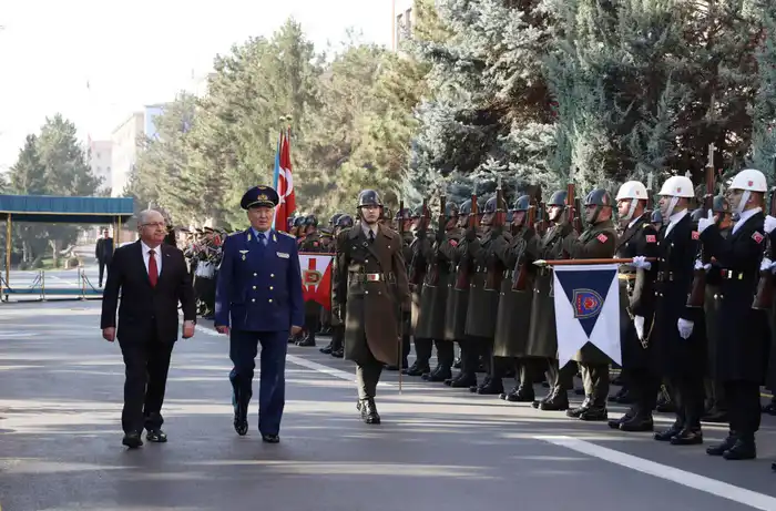 Министр обороны Казахстана совершил официальный визит в Турцию (3)