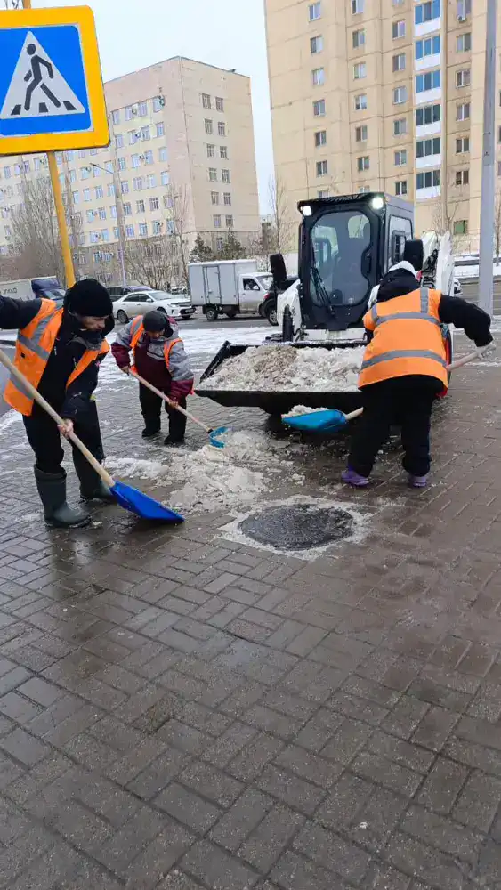 Снег и дождь: Астана в борьбе со стихией! Атырау