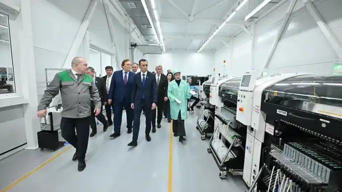 Маулен Ашимбаев встретился с работниками Караганды Атырау