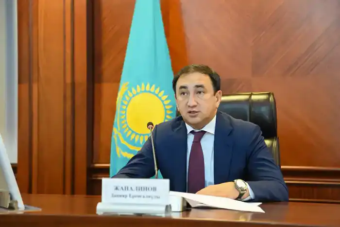 Награждены лучшие работники дорожной отрасли (3)