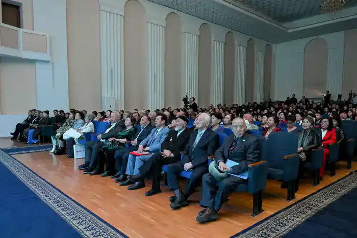 Телеканал «SEMEI» отметил 60-летний юбилей Атырау