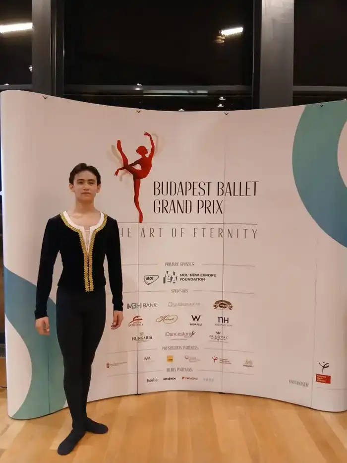 Студент Казахской национальной академии хореографии завоевал третью премию на международном конкурсе в Будапеште (4)