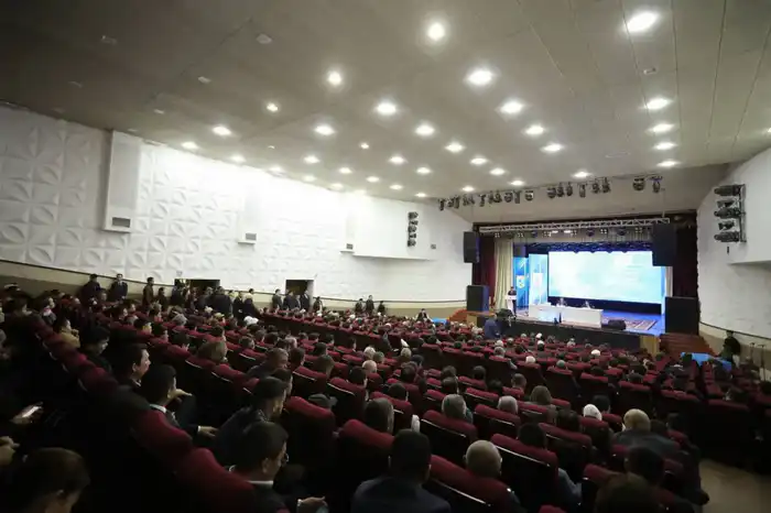 Аким Нурдаулет Килыбай обсудил социально-экономическое развитие Жанаозена Атырау