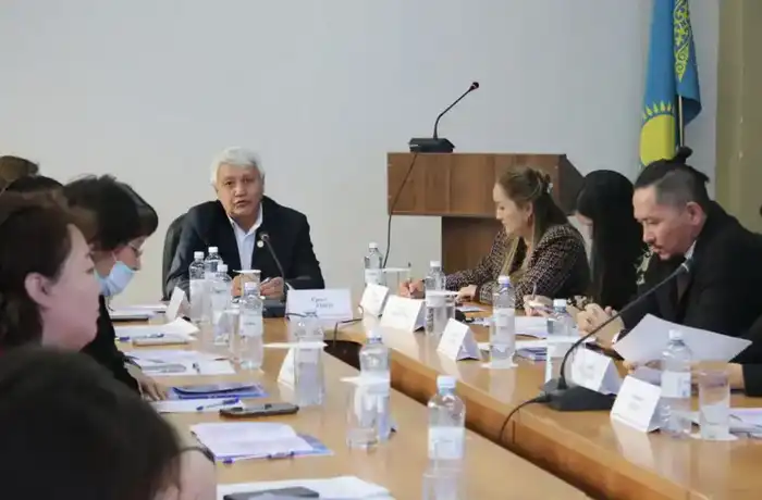 Обсуждение цифровых технологий и новых подходов в терминологии на республиканской конференции в Казахстане Атырау