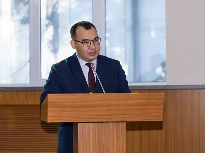 Изменения в бюджете ВКО 2025 года: влияние на образование, спорт и строительство Атырау