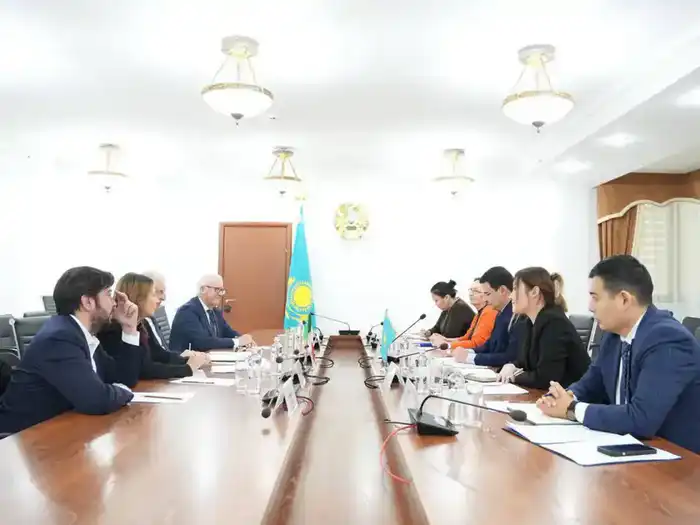 Встреча с Координатором Министерства иностранных дел и международного сотрудничества Итальянской Республики по Центральной Азии, Чрезвычайным и Полномочным Министром (3)