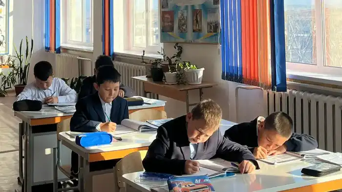 Обновление школы в Каркаралинском районе предпринимателями из села Абай Атырау