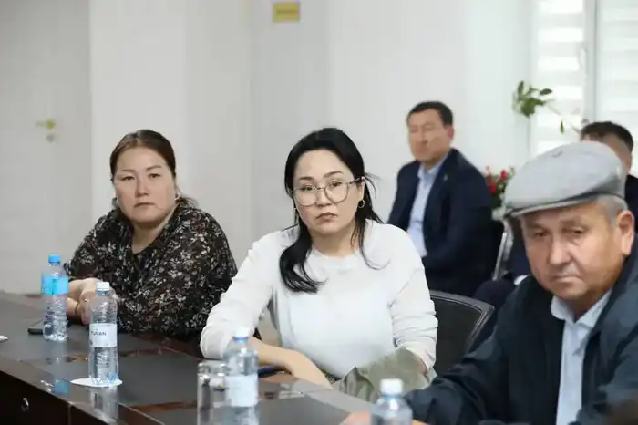 Нурдаулет Килыбай принял жителей Каракиянского района по личным вопросам (7)