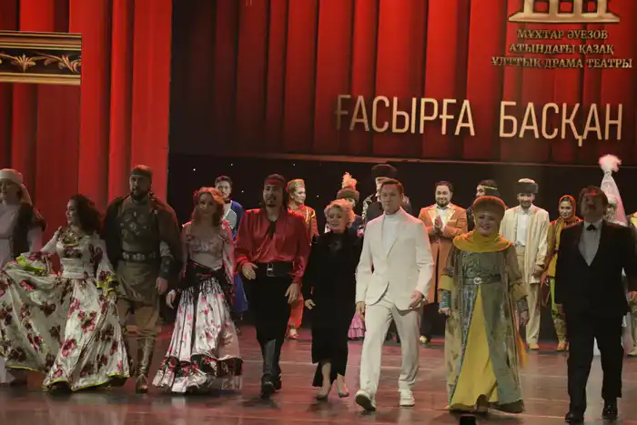 Столетний путь: Национальный театр имени Мухтара Ауэзова вошёл в новый век сценического искусства (9)