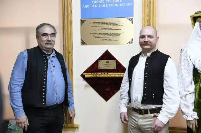 В Астане открылась выставка тюркских музыкальных инструментов, подчеркнувшая богатство культурного наследия Атырау