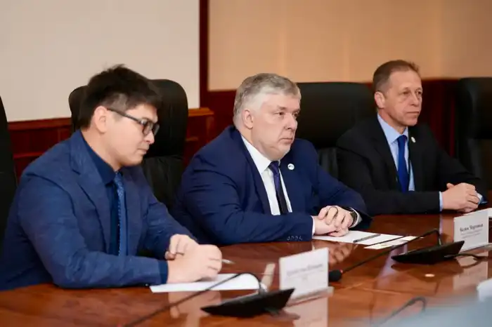 Казахстан и Эстония обсудили создание завода по выпуску теплообменного оборудования (4)