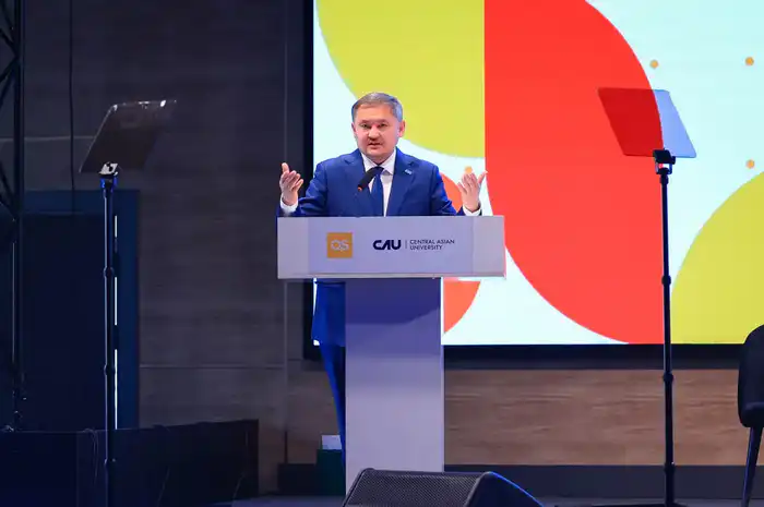 Министр науки и высшего образования РК Саясат Нурбек на QS Eurasia Forum 2025 в Ташкенте: обсуждение академической мобильности и международного сотрудничества. Атырау