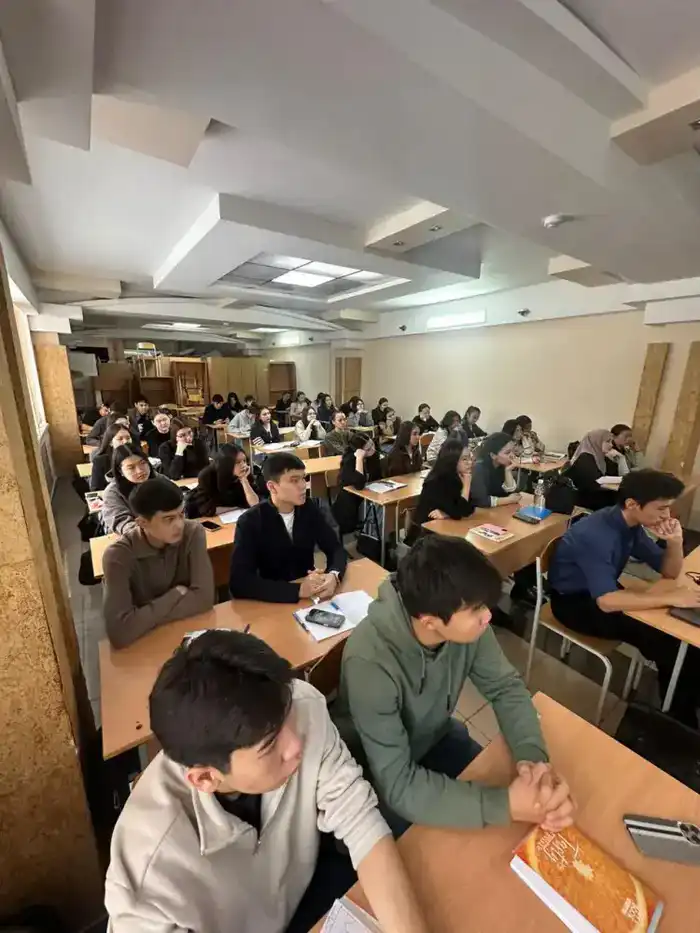 Экологический мост: студенты столицы соединяют усилия ради чистоты планеты Атырау