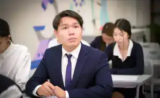 1,5 миллиона школьников Казахстана участвуют в акции по написанию изложения о безопасности и правах ребёнка