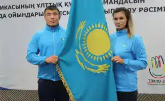 Национальная сборная Казахстана получила Государственный флаг в преддверии XXV Сурдлимпийских игр