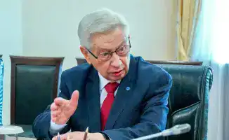 МГУ в Казахстане предложил новые программы для госслужащих