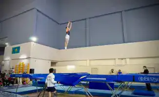 В Астане юные гимнасты взлетают к вершинам мастерства на открытом чемпионате