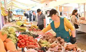 Вторая ярмарка выходного дня в Алмалинском районе Алматы