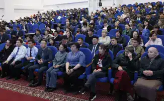 Обсуждение цифровой трансформации: встреча Малик Отарбаева с жителями Кербулакского района и её влияние на социально-экономическое развитие Жетісу