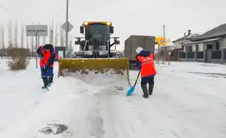 Астана под снегом: коммунальщики на грани рекорда!