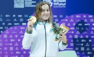 Казахстанская пловчиха Софья Сподаренко оказалась в водовороте недоразумений: ее зарплату в Туркестанской области пересчитали, не учтя награды на чемпионате Азии. Спортсменка заявила, что это решение стало для нее настоящим ударом, ведь успехи на междунар