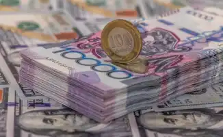 Курс доллара в Казахстане упал после решения Нацбанка о базовой ставке 28 ноября