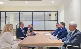 КазМунайГаз и Shell обсудили увеличение участия казахстанцев в проектах Кашаган и Карачаганак на встрече в Абу-Даби