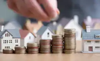 Минпром и Минстрой прокомментировали предложение ограничить продажу жилья, купленного на пенсионные средства