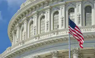 Сенат США одобрил законопроект о государственном бюджете, который завершает рекордный шатдаун, ставший самым длительным в истории страны.