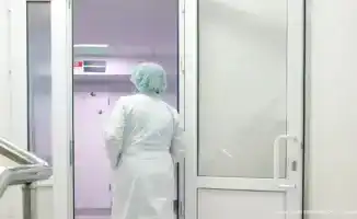 Астанчане страдают от 'нового вируса': температура держится неделями, запись к врачам затруднена
