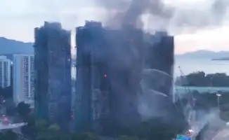 Пожар в Гонконге унес жизни 128 человек, став самым смертоносным за последние 80 лет и оставив глубокий след в истории города