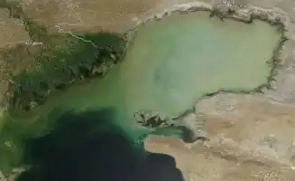 Каспийское море на грани масштабных изменений: геологи предупреждают о возможности распада на два отдельных озера