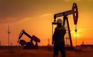 Нефтегазовая отрасль Казахстана обеспечивает рабочие места для более чем 220 тысяч человек