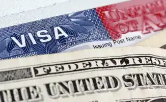 Изменения в визовой политике США могут привести к отказам в получении постоянного проживания для иностранцев по неожиданным причинам