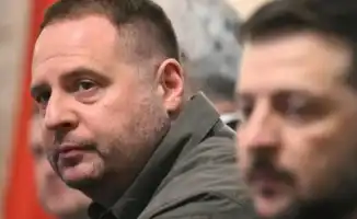 Зеленский сменил курс: Ермак покидает офис президента