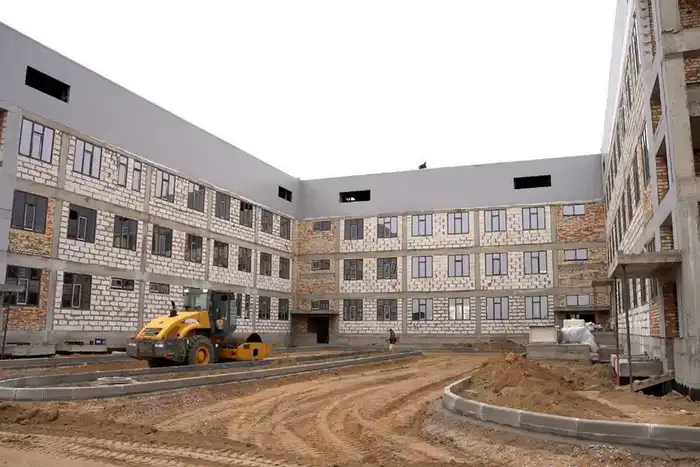 В Атырау строят новую поликлинику на 250 мест: 60% работ завершено Атырау