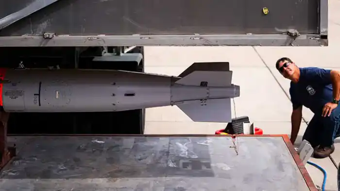 США успешно испытали ядерную бомбу B61-12 на полигоне в Неваде Атырау